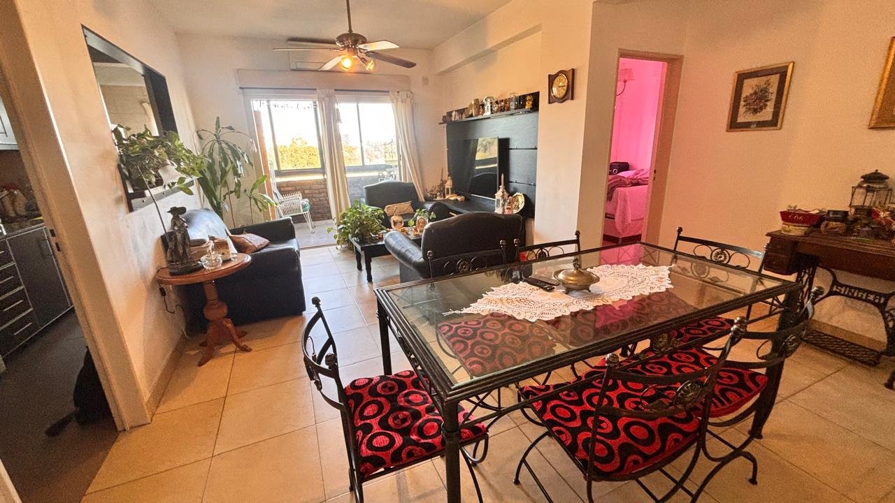 7186343_66010823803647013263687972354165595231106721215538797040897958380525570866079